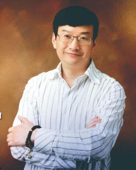 作家仲尼个人资料