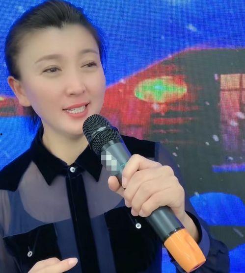 演员闫学晶老公是谁,揭秘她的贤内助是谁？