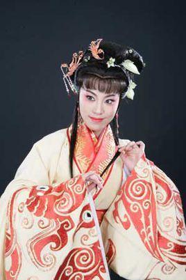 冯蕴照片,镜头下的魅力瞬间