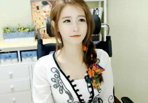 土豪女主播1对1百度云,土豪女主播的1对1直播传奇